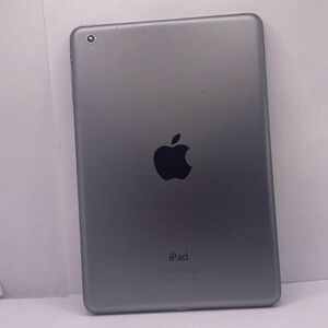Apple iPad Mini 1st Gen 16GB WiFi 7.9” Space Gray iOS 8.1